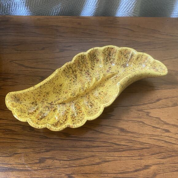 Vintage MCM Glazed Yellow Speckled Ceramic Ashtray Shell Fan Wave Handmade 1978 - Picture 3 of 10